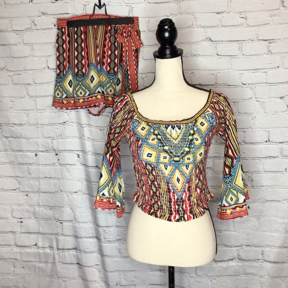 Flying Tomato Rust Blue Tan Aztec Boho Print Two Piece Short Set Medium NWT